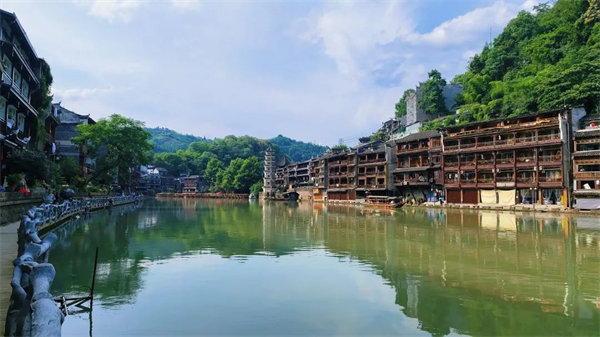 “湘”約鳳凰，相守未來——2022博皓快樂湖南行    -24