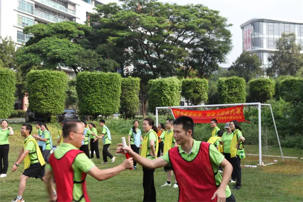 運(yùn)動(dòng)與激情碰撞，健康與快樂共享—廣東博皓第六屆運(yùn)動(dòng)會(huì)   -傳統(tǒng)接力賽